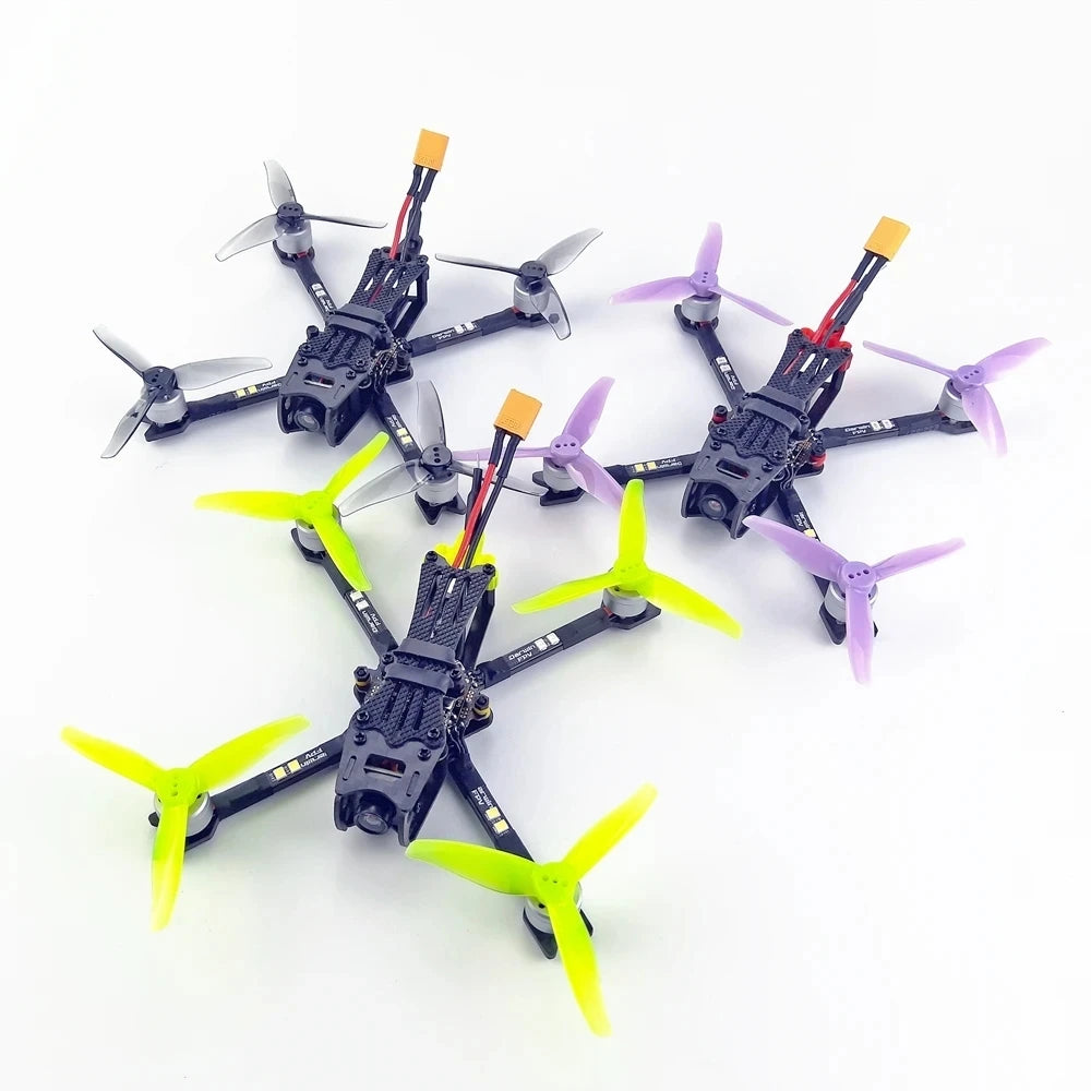 DarwinFPV Baby Ape Pro FPV Drone - 142mm 3 Inch F4 OSD 15A AIO BLHeli_S Dshot600 40CH 200mW 700TVL Flight Control Quadcopters 15 DarwinFPV Baby Ape Pro FPV Drone, the flight controller integrates an OSD (On-Screen Display) for real-