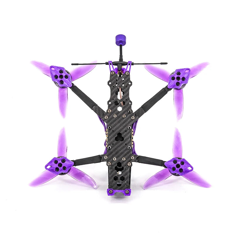 TCMMRC Avenger 225 HD, drone's customizable flight modes allow pilots to adapt its behavior to their skill level .