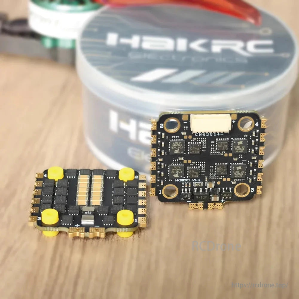 HAKRC BLS 35A 4-in-1 ESC, Summary of a multi-ESC with features like 2S-6S LiPo support, high current handling, and advanced protocols like PWM and DShot.