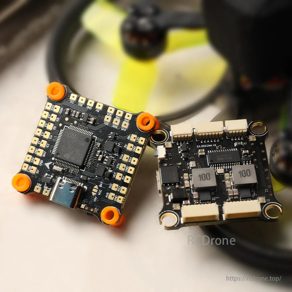 HAKRC F7230 V2 Flight Controller: STM32F722 chip, dual gyro, 30.5×30.5mm, 2S-6S battery support. Ideal for FPV drones.