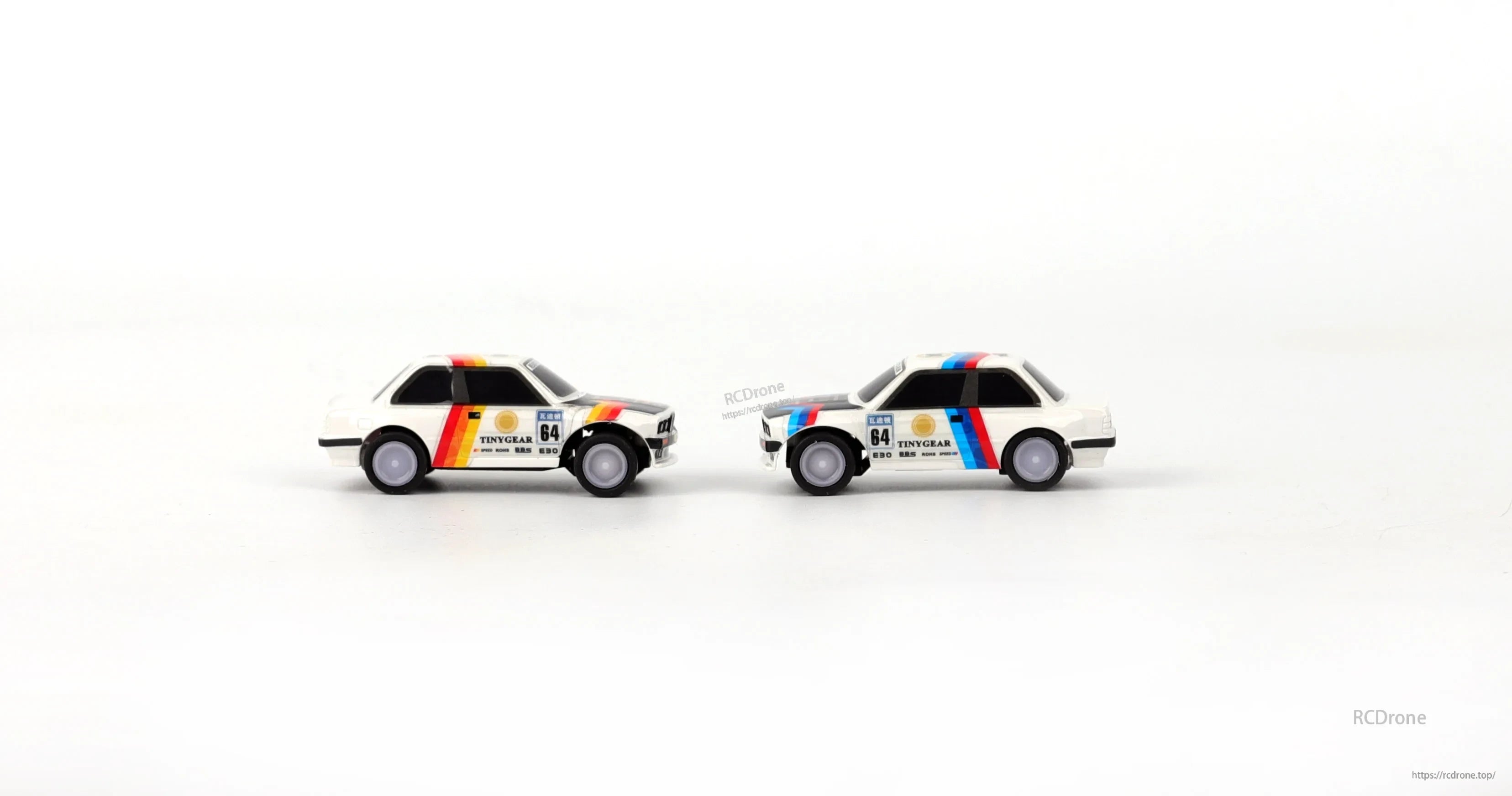 HSP TinyGear TX-8B 1/64 Rc Car, Mini remote control car with specifications including size, speed, battery life, materials, and features for desktop RC drifting.