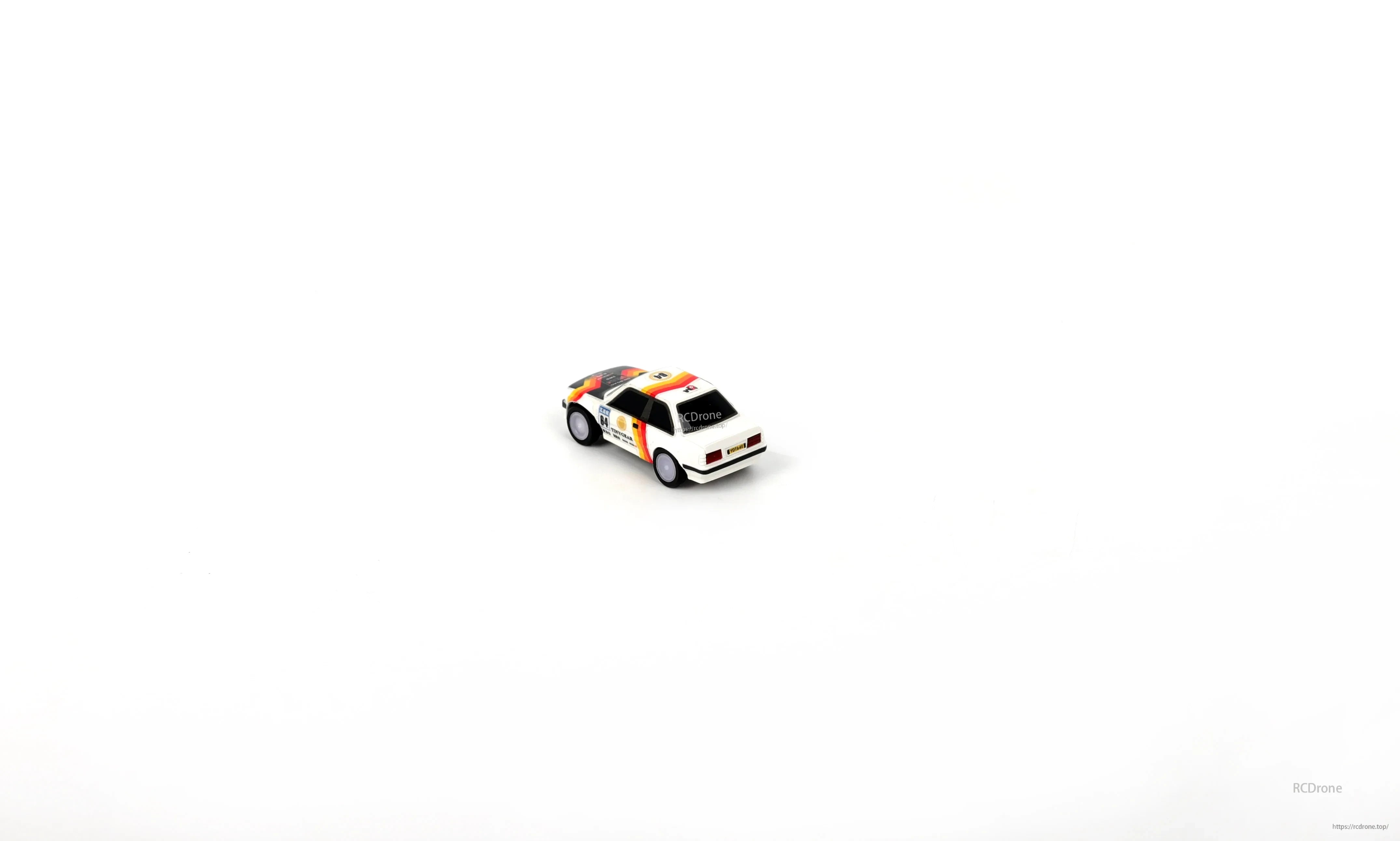 HSP TinyGear TX-8B 1/64 Rc Car, HSP TinyGear TX-8B RC car features include mini drift racing, 2.4GHz transmission, LED lights, and 35-minute runtime.