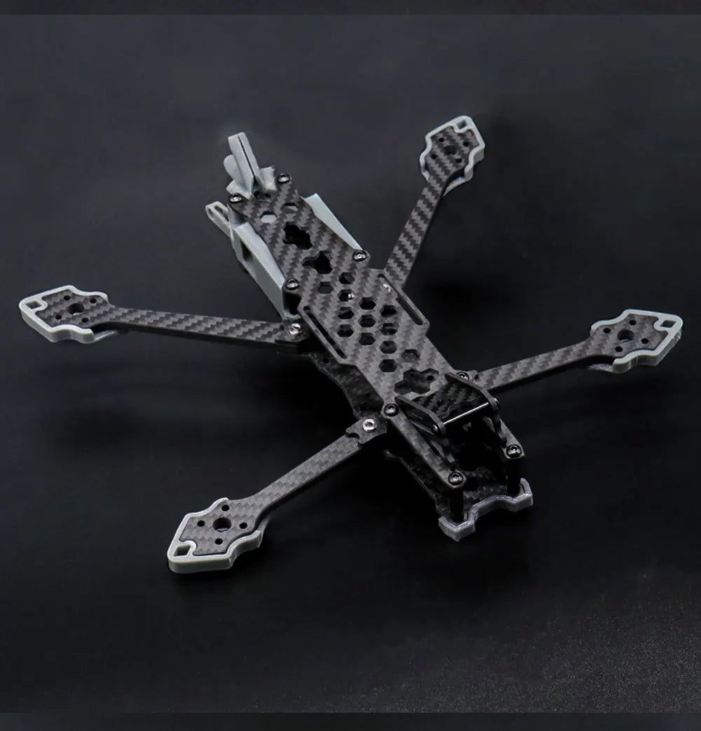 5-Inch FPV frame Kit, it is compatible with high-definition image transmission systems . it supports the fixing of