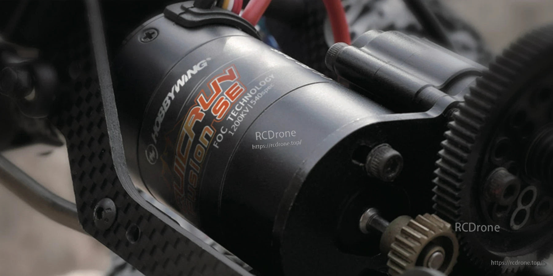 Hobbywing QUICRUN Fusion SE 1200KV FOC 2-in-1 motor/ESC installed in a 1/10 RC crawler with pinion gear