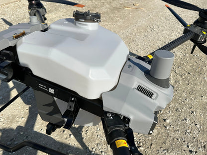 Dron Pertanian Penyembur DJI Agras T40