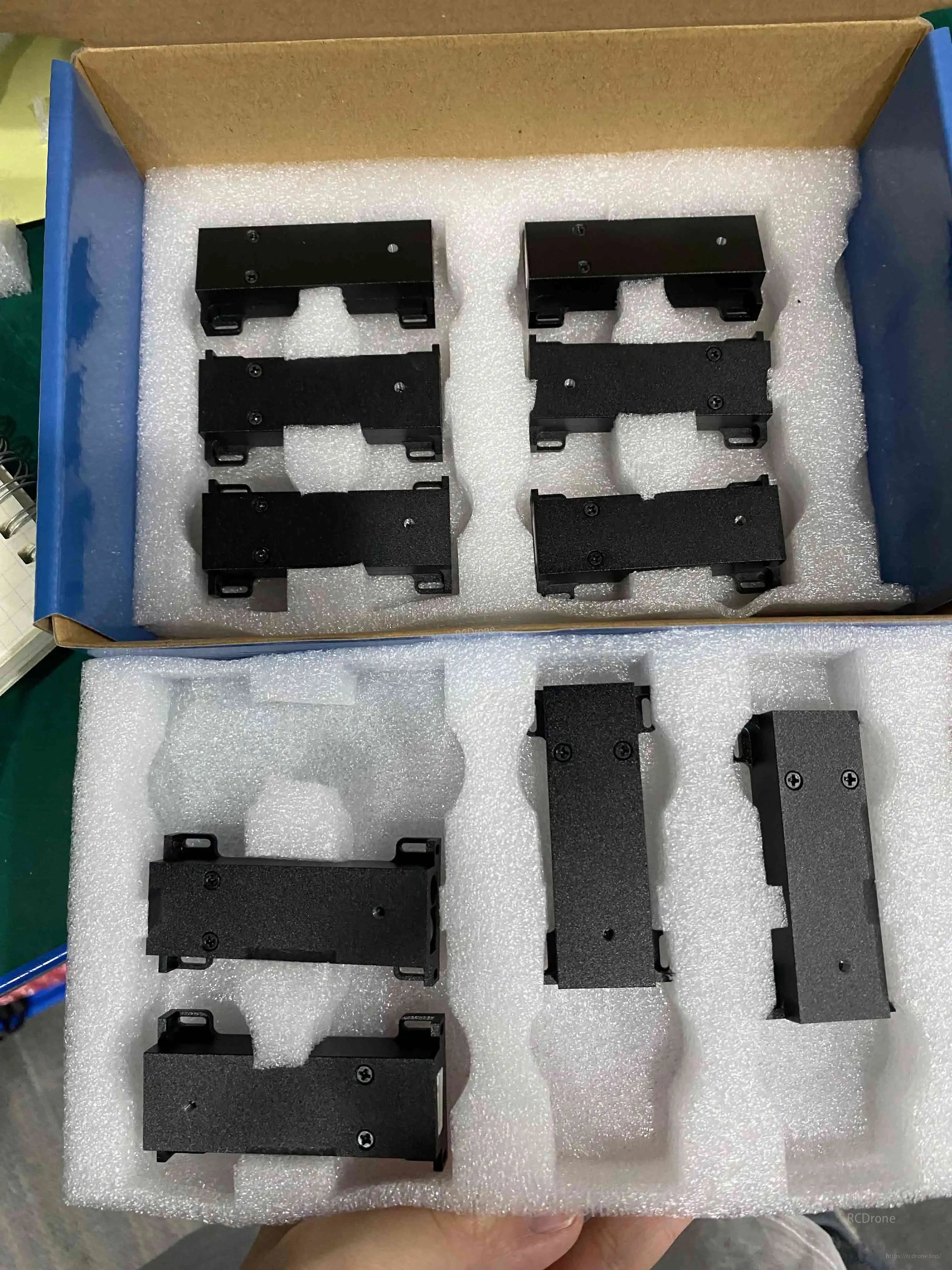 JRT S95 Laser Sensor, JRT S95 laser distance sensor with 10m serial module and miniaturized IP54 shell for short-distance measurements with ±1mm accuracy.