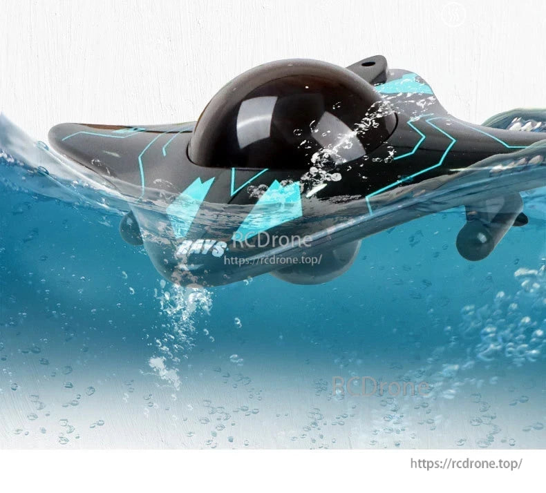 Kmoist WiFi FPV RC Boat, Camera captures surroundings with real-time transmission to mobile phone.