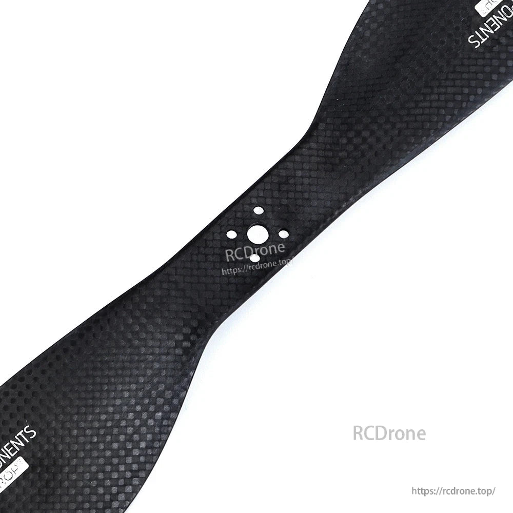 MAD FLUXER Pro matte carbon fiber propeller with visible weave finish and multi-hole center mounting pattern
