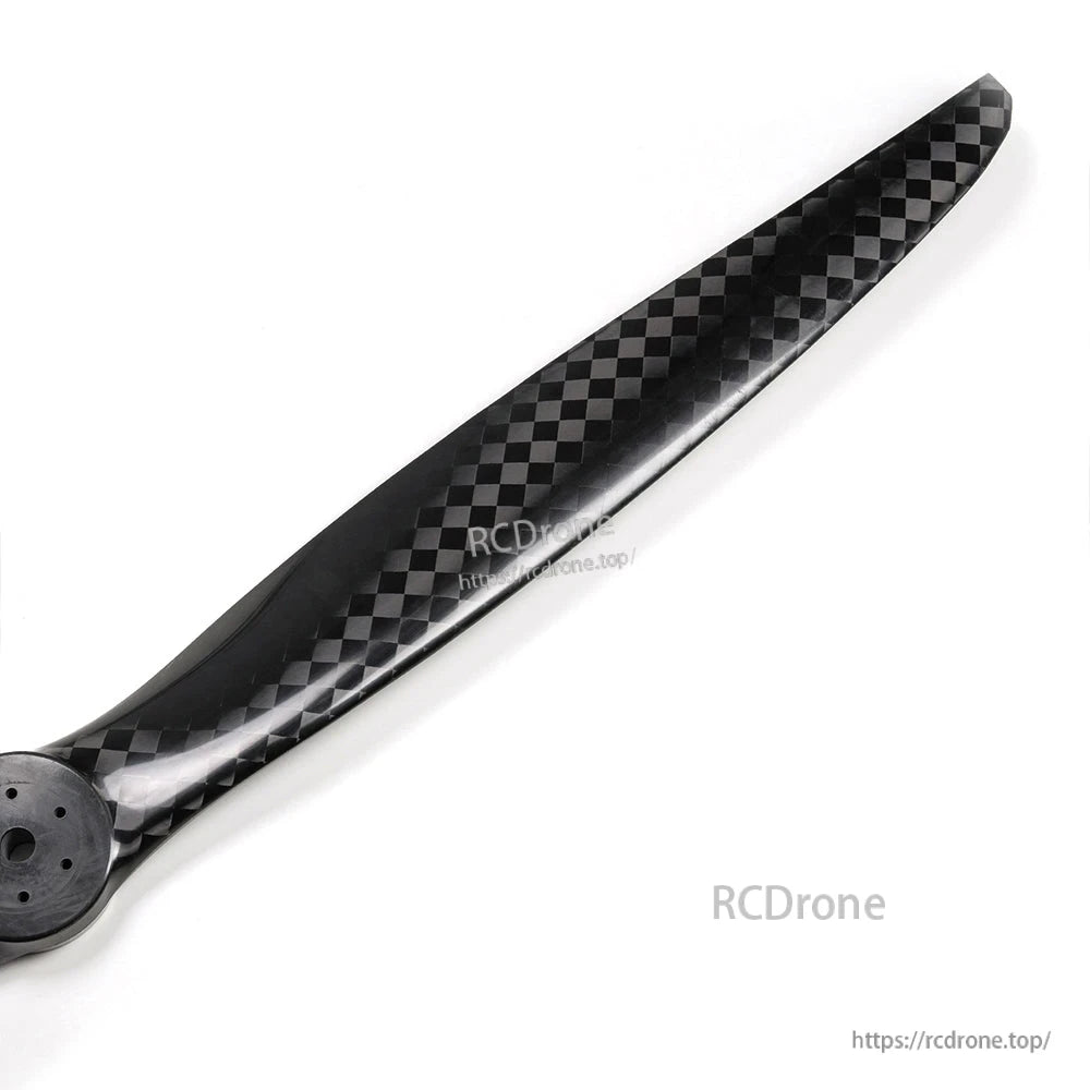 MAD Fluxer Pro 78x30IN Propeller, MAD Fluxer Pro carbon fiber propeller 78x30in with black checkered weave blade and mounting hub