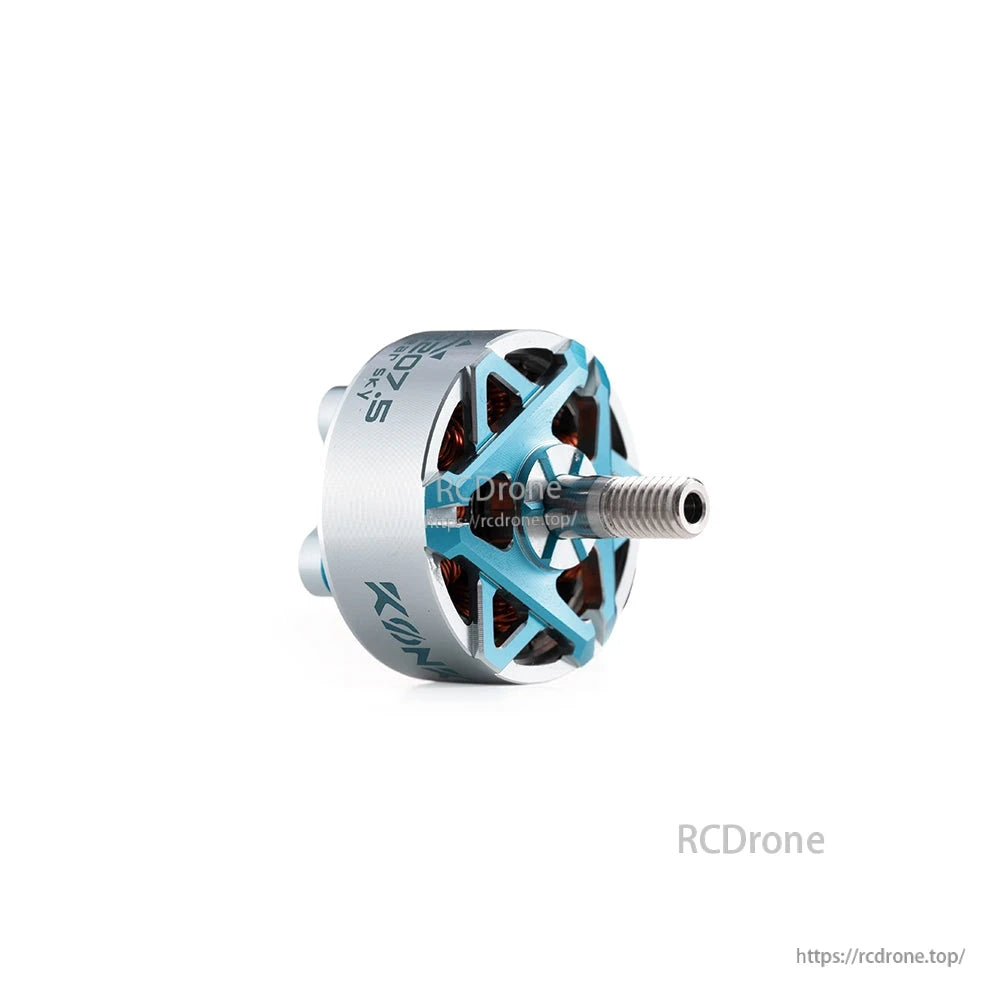 MAD KONKER 2207.5 FPV Motor, MAD KONKER 2207.5 FPV brushless motor with blue and silver housing, exposed copper windings, and threaded shaft