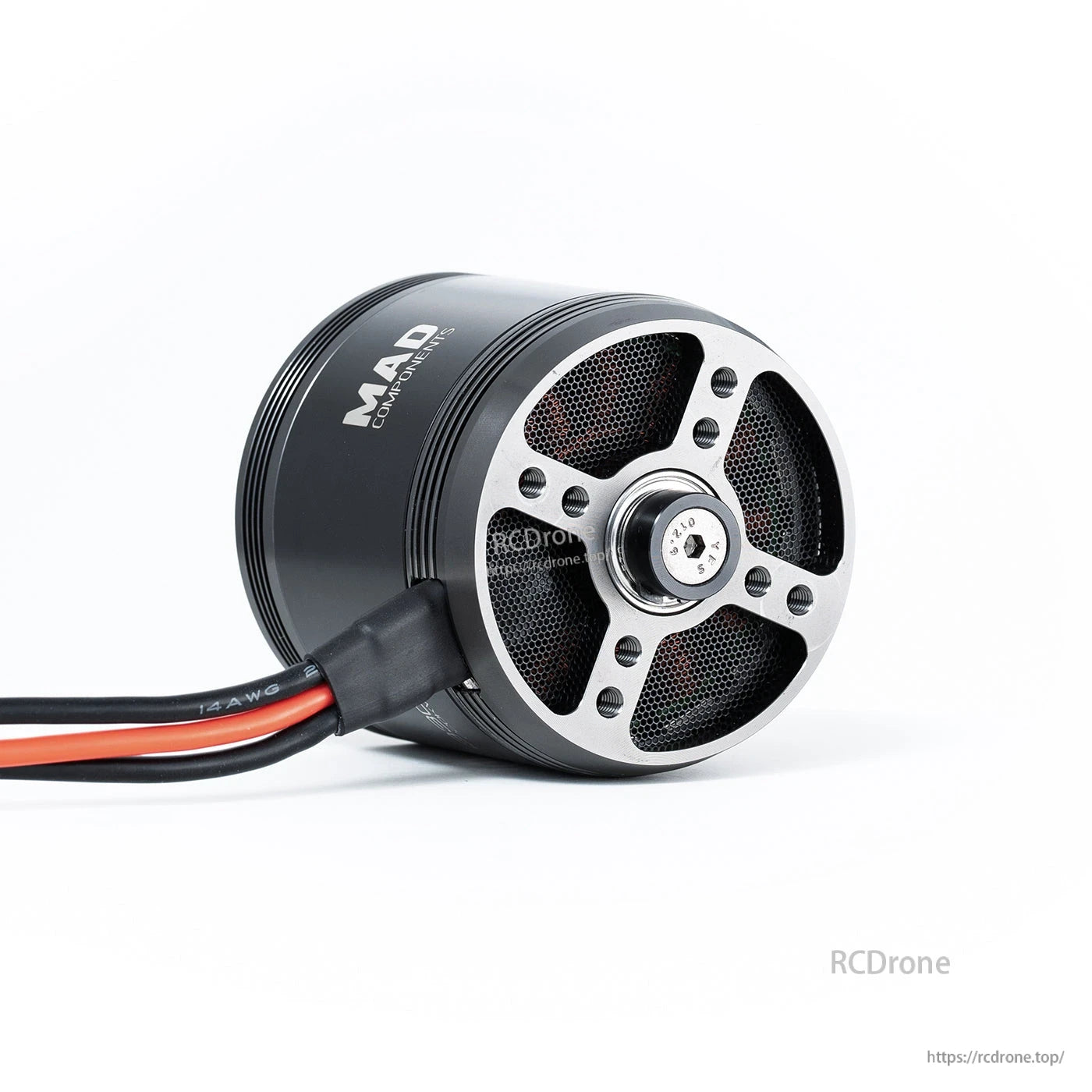 MAD MOVO CM5330 V1.0 FPV Motor, MAD MOVO CM5330 V1.0 FPV brushless motor with black housing, silver end plate, and power wires