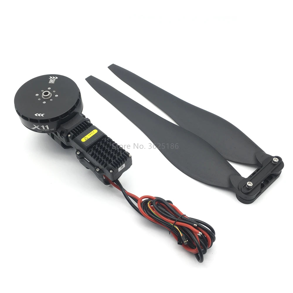 Original Hobbywing 41135 FOC Folding Propeller, Aerops nylon propellers for airplanes, suitable for 14+y, with technical parameters and model number 41135.