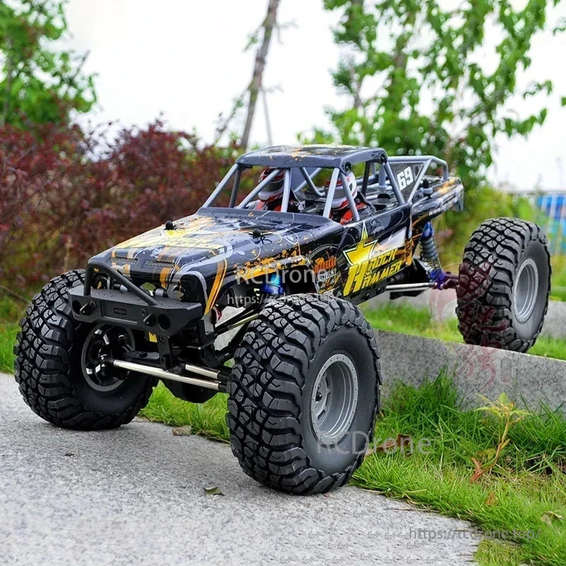 RGT 1/10 Scale 4WD Electric Rock Climber Rc Car, RGT 1/10 scale electric rock climber RC car with waterproof features and specifications such as alloy body, 2.4GHz frequency, and 350mm wheelbase.