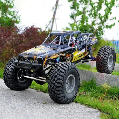 RGT 1/10 Scale 4WD Electric Rock Climber Rc Car, RGT 1/10 scale electric rock climber RC car with waterproof features and specifications such as alloy body, 2.4GHz frequency, and 350mm wheelbase.