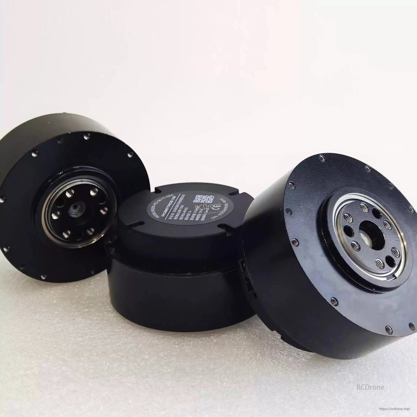 RobStride 02 QDD actuator: 17N·m torque, 7.75:1 ratio, dual 14-bit encoders, 48V, 405g, FOC drive for robotics.