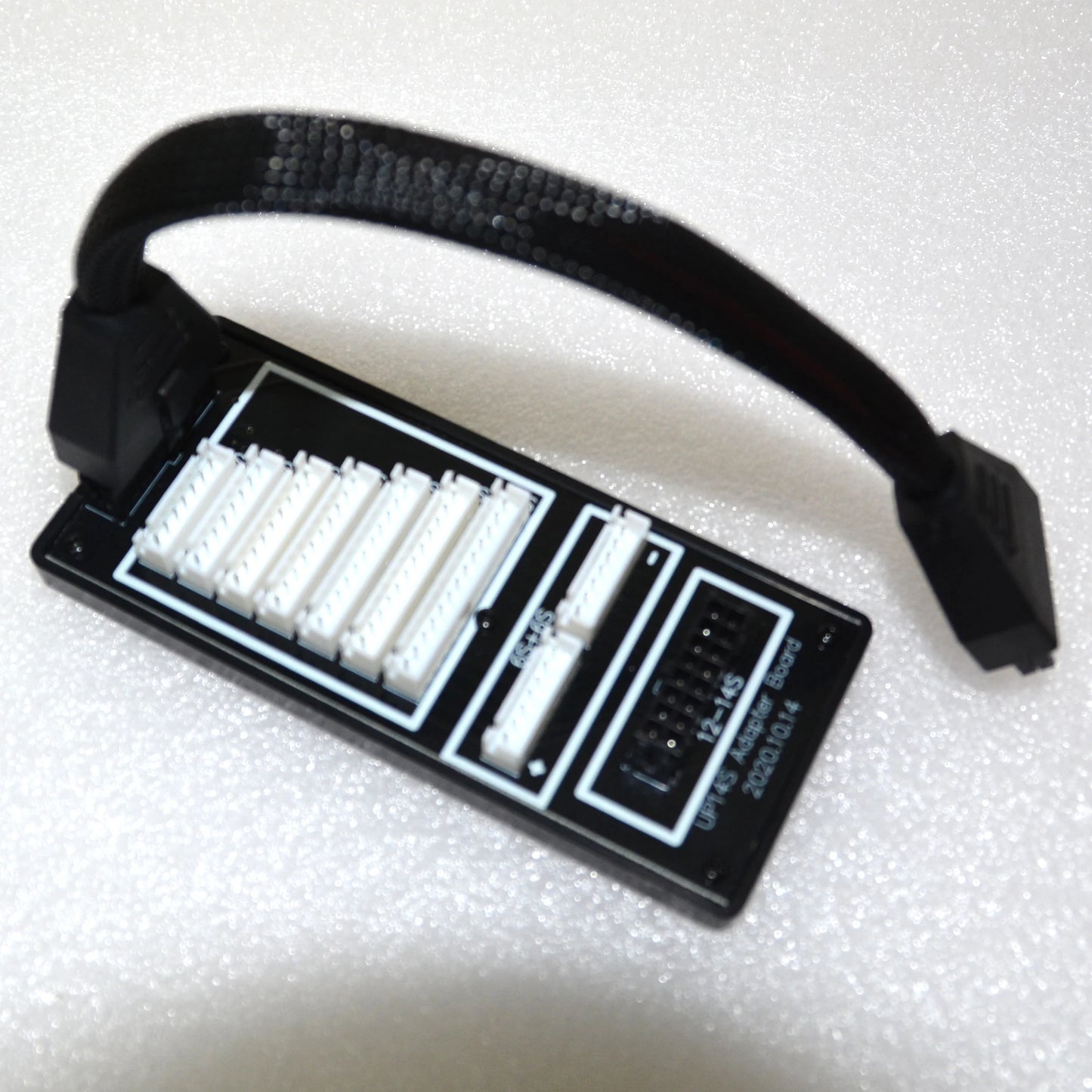 Плата розширення UP14S підтримує 6S-14S, 6S+6S до 12S. Чорна плата-адаптер для балансувальної зарядки.