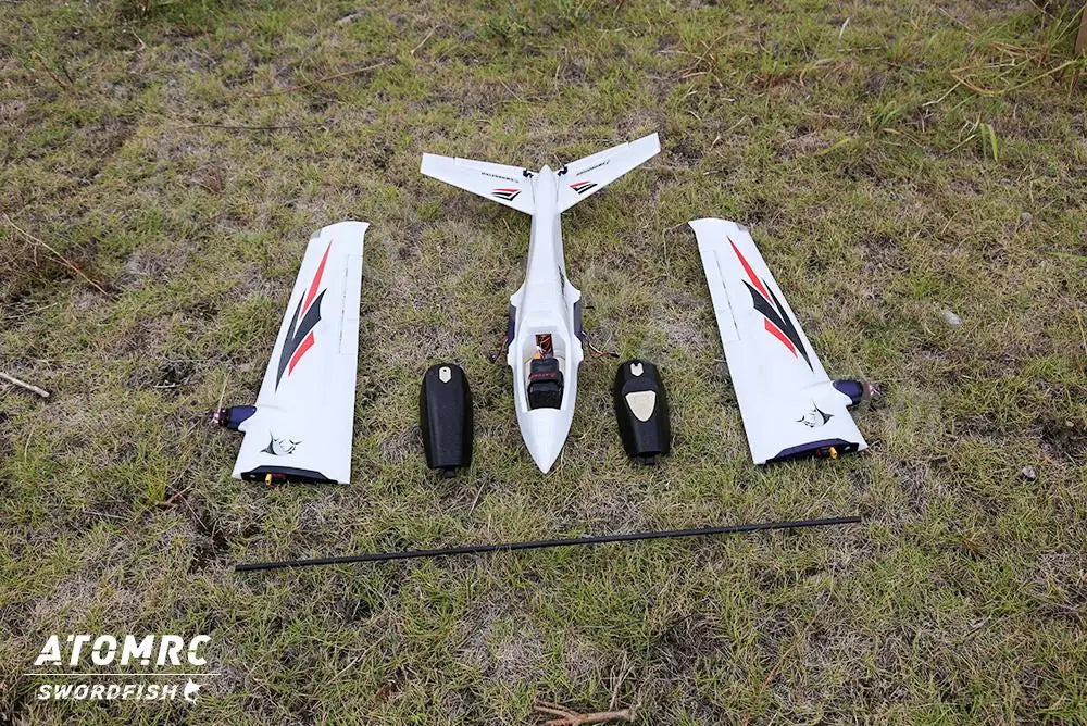 ATOMRC Swordfish Fixed Wing Aircraft, belly wheel and tail skid design protect the bottom of the fuselage from landing .