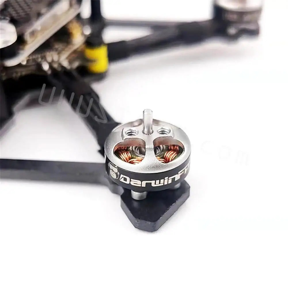 2023 New DarwinFPV TinyAPE/TinyAPE Freestyle, this drone is perfect for both indoor and outdoor flying . with its compact size, powerful components