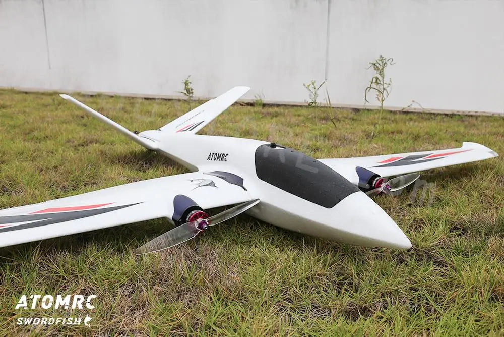 ATOMRC Swordfish, the fuselage and the wing are embedded with reinforced carbon tubes to maximize the torsional