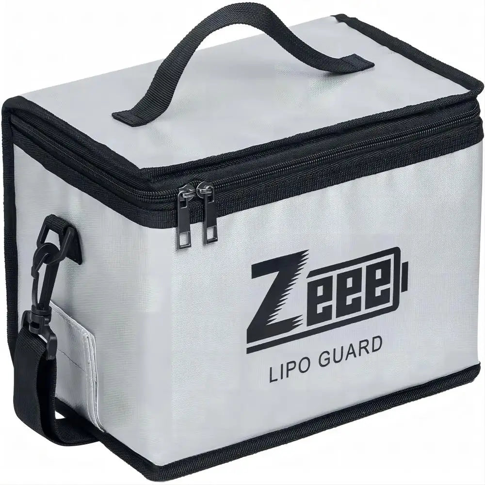 Zeee Lipo Safe Bag, Ensure only the charging battery inside the bag and the lipo battery bag is sealed while charging