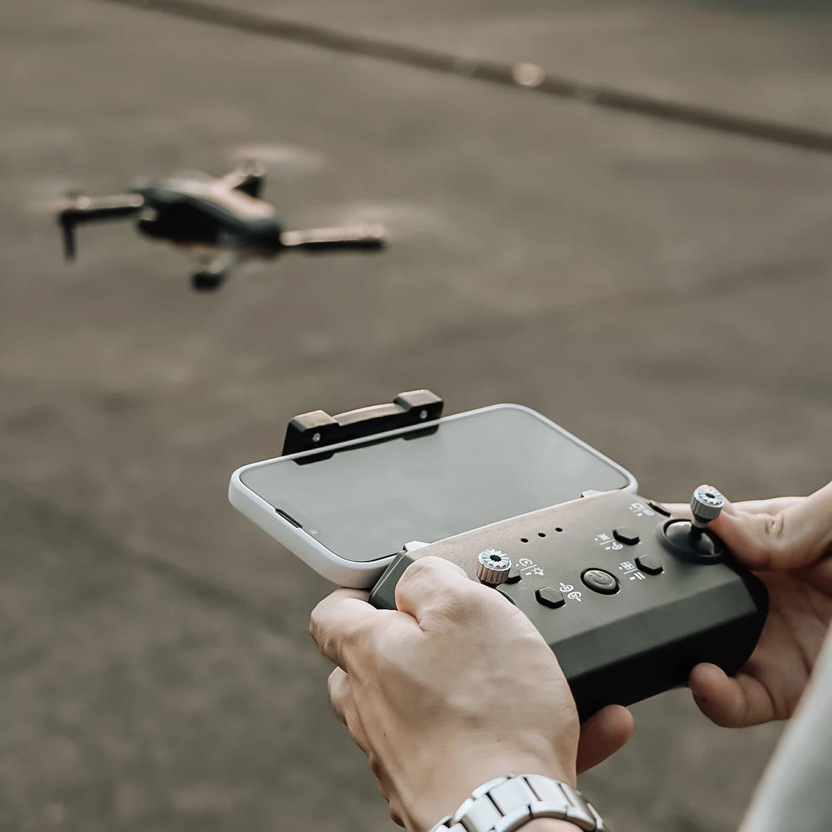 Z908 Pro Drone, remote control distance (no interference): 200m