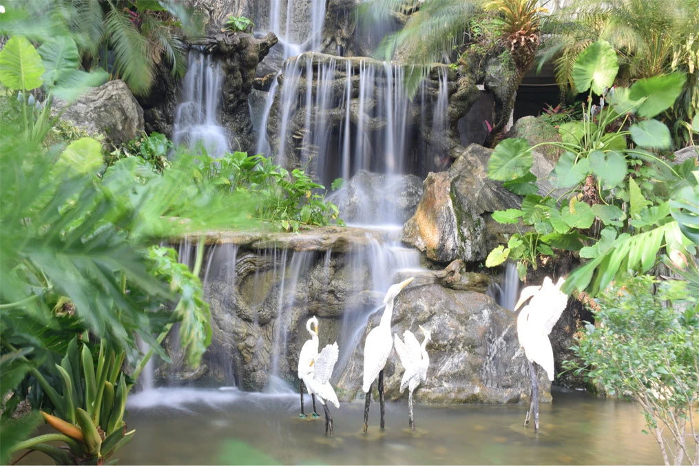 Lens Filter For DJI Mavic 3 Pro Drone, the main uses are divided into several . one is to shoot very bright objects, such as