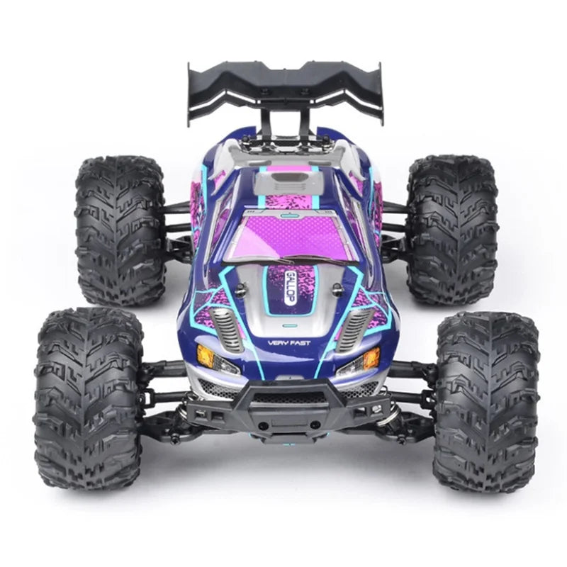 Rc Car, off road car are equipped with 7.4V 1300 mAh rechargeable Li-Po
