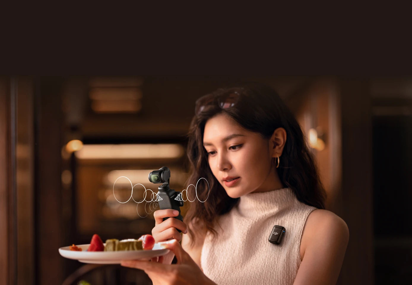 DJI Osmo Pocket 3, the upgraded 2-inch OLED screen delivers richer colors and higher contrast .