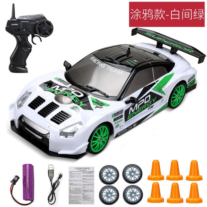 2.4G हाई स्पीड ड्रिफ्ट आरसी कार - 4WD खिलौना रिमोट कंट्रोल AE86 मॉडल GTR वाहन कार RC रेसिंग कार खिलौना बच्चों के लिए क्रिसमस उपहार