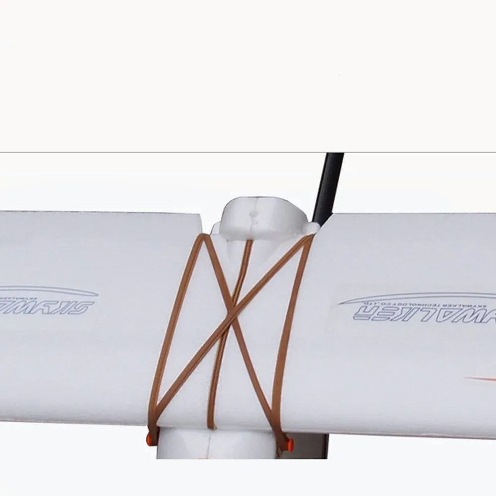 Skywalker 1720 FPV Glider - 8Channel 10KM Distance 25Min 1720mm FPV EPO Airplane RC Plane 10 Skywalker 1720 FPV Glider, high efficiency with a T-tail fin, with strong and efficient aerodynamic performance .