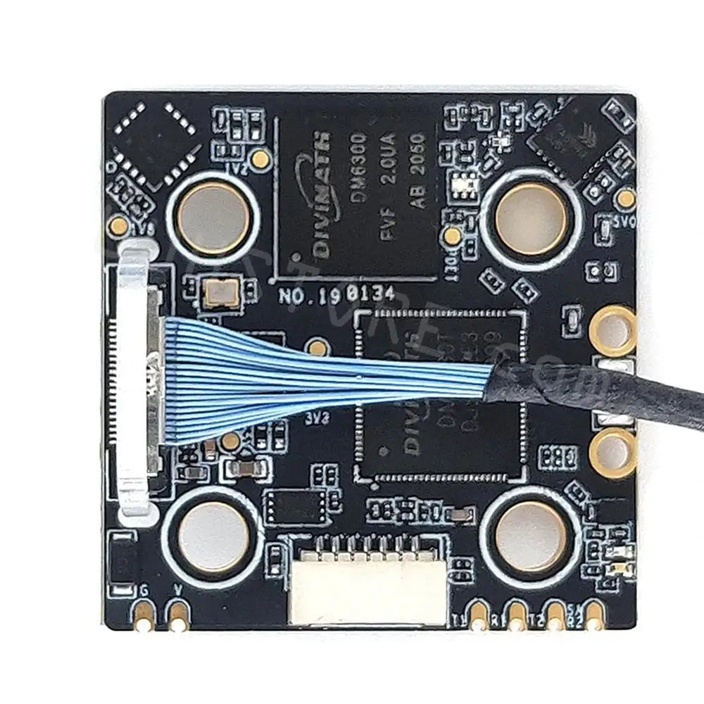 HDZero Race V2 Transmitter - VTX 5.8G 40CH 25mW 200mW Digital HD Video FPV for FatShark SharkByte FPV Goggles RC FPV Drone 7 HDZero Race V2 Transmitter SPECIFICATIONS Wheelbase