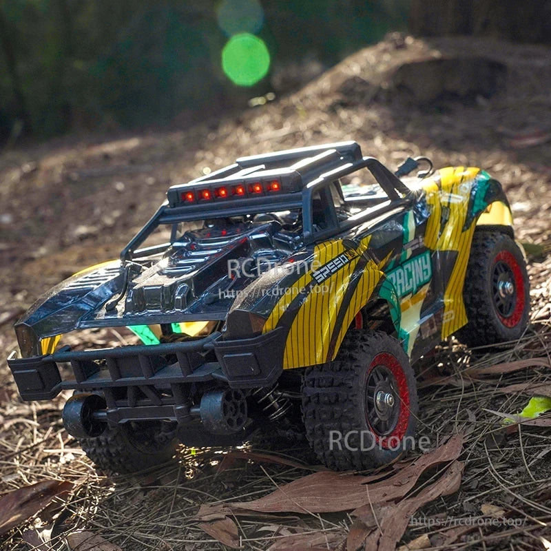 SCY 18103 PRO 1/18 RC Car, Tires for off-road use are simulated, anti-slipping, and resistant to wear with a wheel diameter of 70mm.