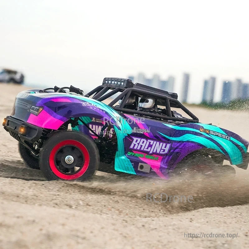 SCY 18103 PRO 1/18 RC Car, The chassis uses durable materials including aluminum alloy and metal components to ensure reliability.