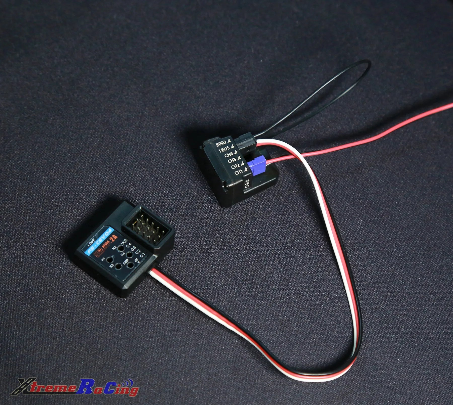 FLYSKY FS-CEV04 - four channel expansion module is suitable for FGr4 FGr4S FGr4P FGr4B FGr8B FGr12B receiver 3 FLYSKY FS-CEV04, an additional 4 channel outputs will be added after the above receiver is used) Suitable model