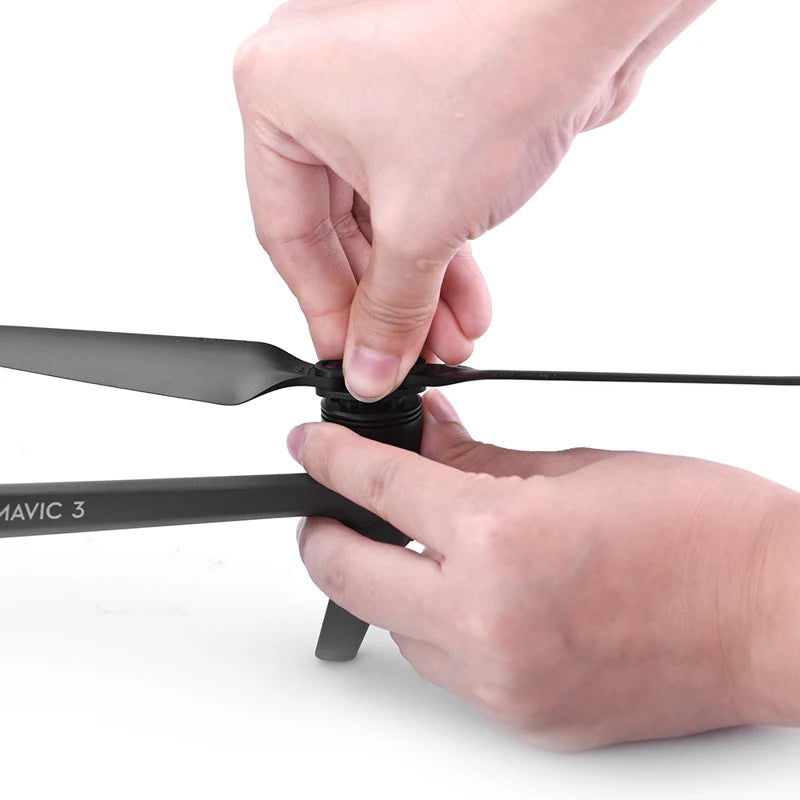 Propeller Guard Protector for DJI Mavic 3 Drone - Propeller Guard Props Wing Fan Cover Ladning Gear for Mavic 3 Drone Accessories 39 Propeller Guard Protector for DJI Mavic 3 Drone, protect propeller to prevent the propeller from scratching people or objects . also prevent foreign