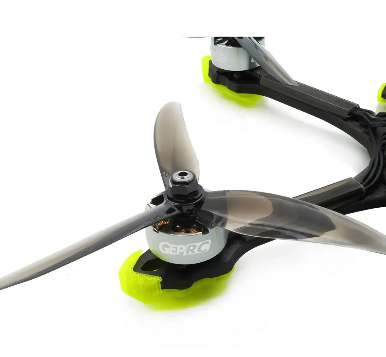 MARK5 HD AVATAR Freestyle FPV Drone, Specially designed independent capacitor and buzzer compartment for better performance and shaking reduction
