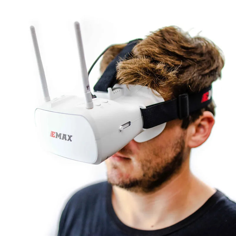 EMAX Tinyhawk 5.8G 48CH Diversity FPV Goggles - 4.3 Inches 480*320 Video Headset With Dual Antennas 4.2V 1800mAh Battery For RC Dr 8 EMAX Tinyhawk 5.8G 48CH Diversity FPV Goggles, custom-fit to sit on a large variety of faces, any pilot will be able