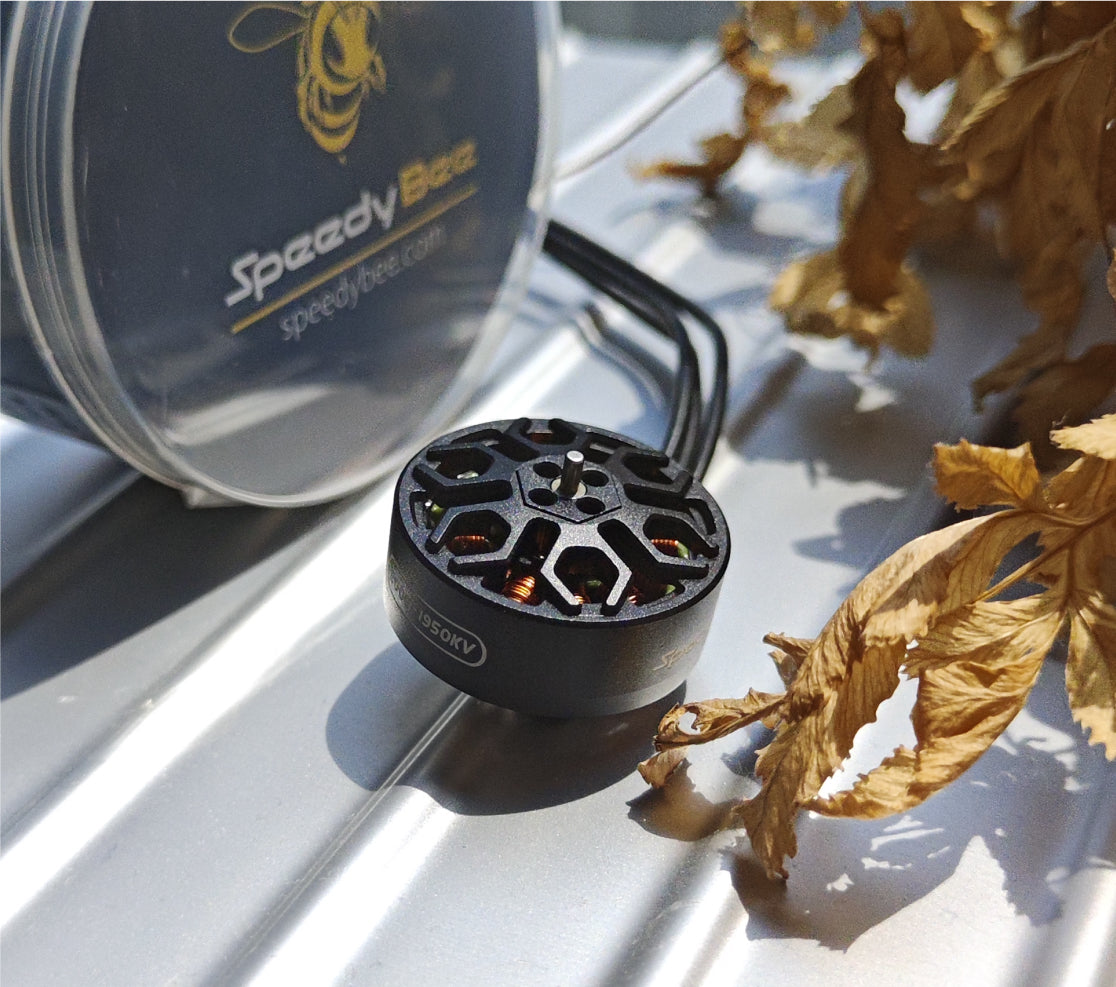 SpeedyBee 2006-1950KV Motor Bee35 3.5 inch FPV SpeedyBee 2006-1950KV Motor Bee35 3.5 inch FPV
