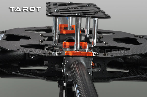 Tarot FY680 Carbon Hexacopter Drone, The frame is fully foldable, making it portable and easy to transport.