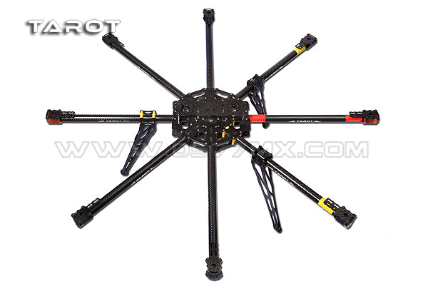 The lightweight design (1.6 kg) allows easy handling and supports up to an 8 kg payload for carrying large camera systems.