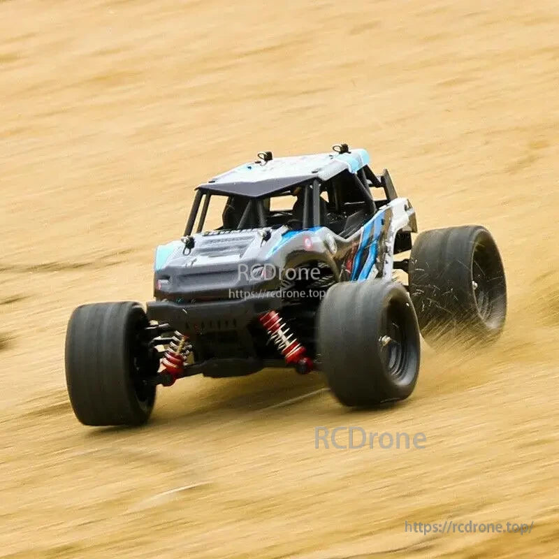 Wltoys HS 18311/18312 1:18 4WD RC Car, Control distance: 80m, catalog lists 150-200m. Battery: 7.4V 1200mAh Li-ion-Fe, typical runtime: 18-27 minutes.