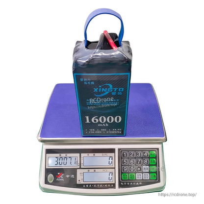 XINGTO 14S 16000mAh 10C 44.4V solid-state lithium battery offers 270Wh/kg energy density, weighs 2007g—delivering high performance in a compact, lightweight design. (25 words)