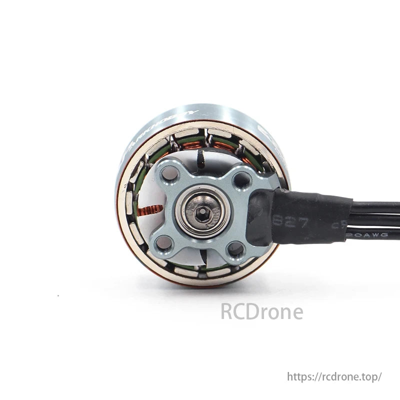 XSPEED 2207.5 Motor, The XSPEED 2207.5 has a strong shell, enhanced cooling, and robust windings rated to 220°C for demanding high-current builds.