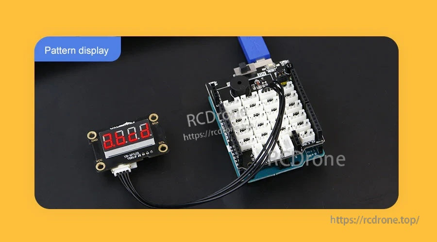 Pattern display demo with the digital tube module connected via PH2.0 cable to an expansion board