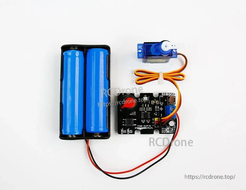 Wiring example with battery pack connected to PWM controller board and micro servo motor with 3-wire lead