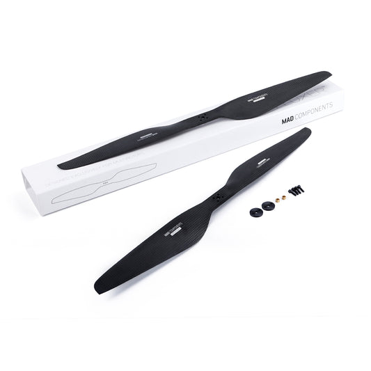 MAD FLUXER Matt Pro carbon fiber propeller set with mounting screws and hardware, displayed with box
