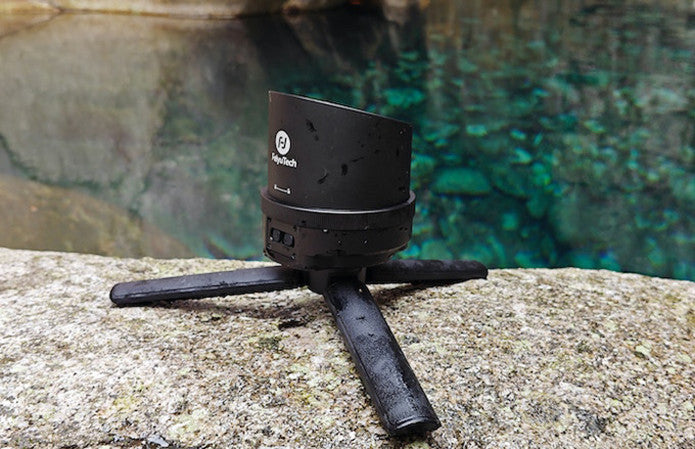 Feiyu Pocket 3, traditionally, you have to interrupt your shooting to pull the camera close to you to change settings