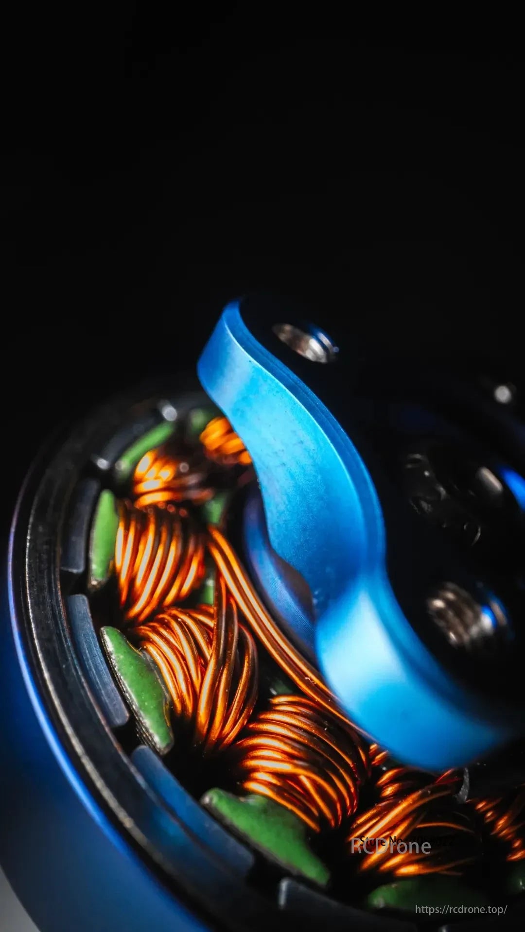 Ares 2808 FPV Motor, Magnetic devices for high-performance applications that can withstand full throttle conditions.