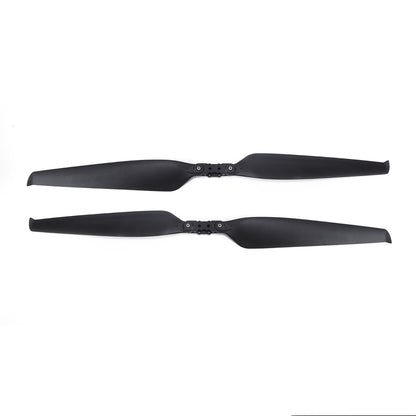 MAD HAVOC 32x10.5in Polymer Folding Propeller, Pair of black MAD HAVOC 32x10.5 polymer folding propeller blades with center hub hardware