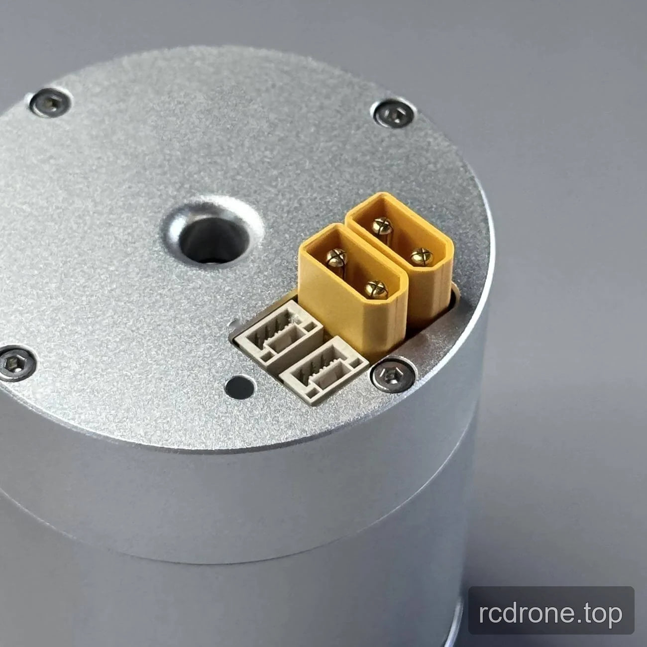 Close-up of PH11 motor rear connector layout